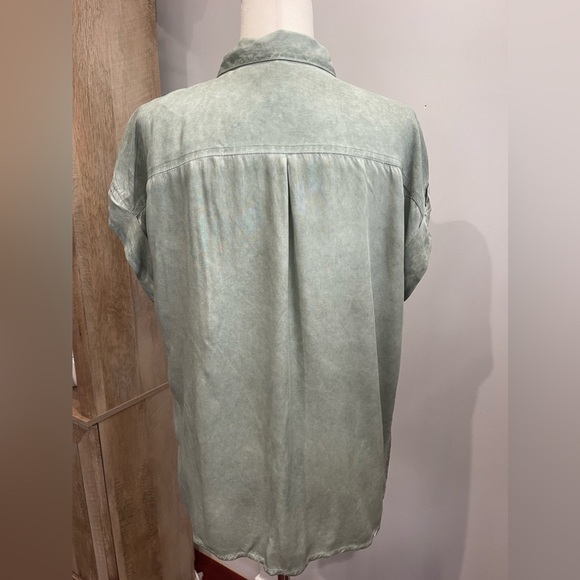 Velvet Heart Washed Brown Button Up Collared Shirt - Picture 5 of 7